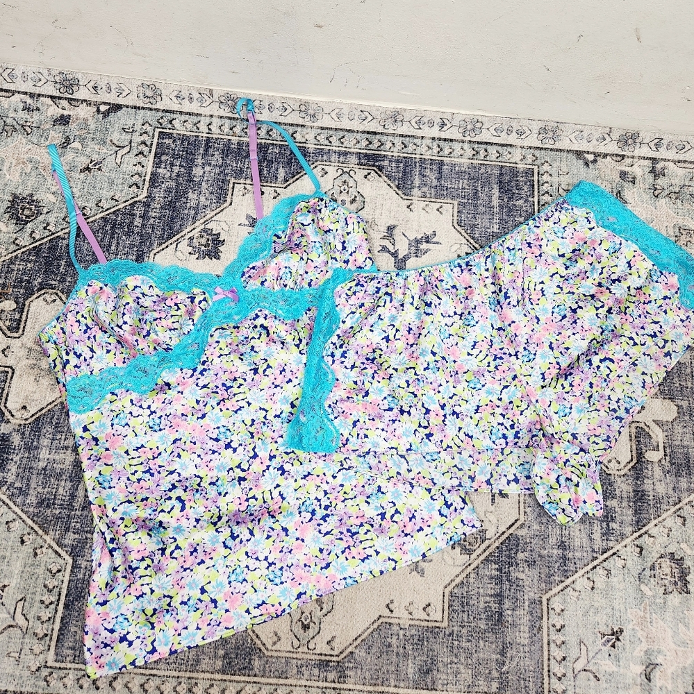 Victoria's Secret Multicolor Lace Trim Sleepwear Set